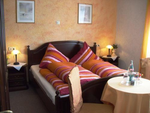 Hotel Adler Aichelberg  ภายนอก รูปภาพ